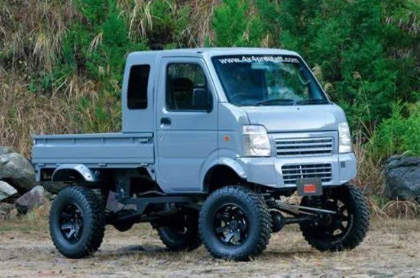 Mastering the Art of Off-Road Hauling: The Mini Truck Revolution