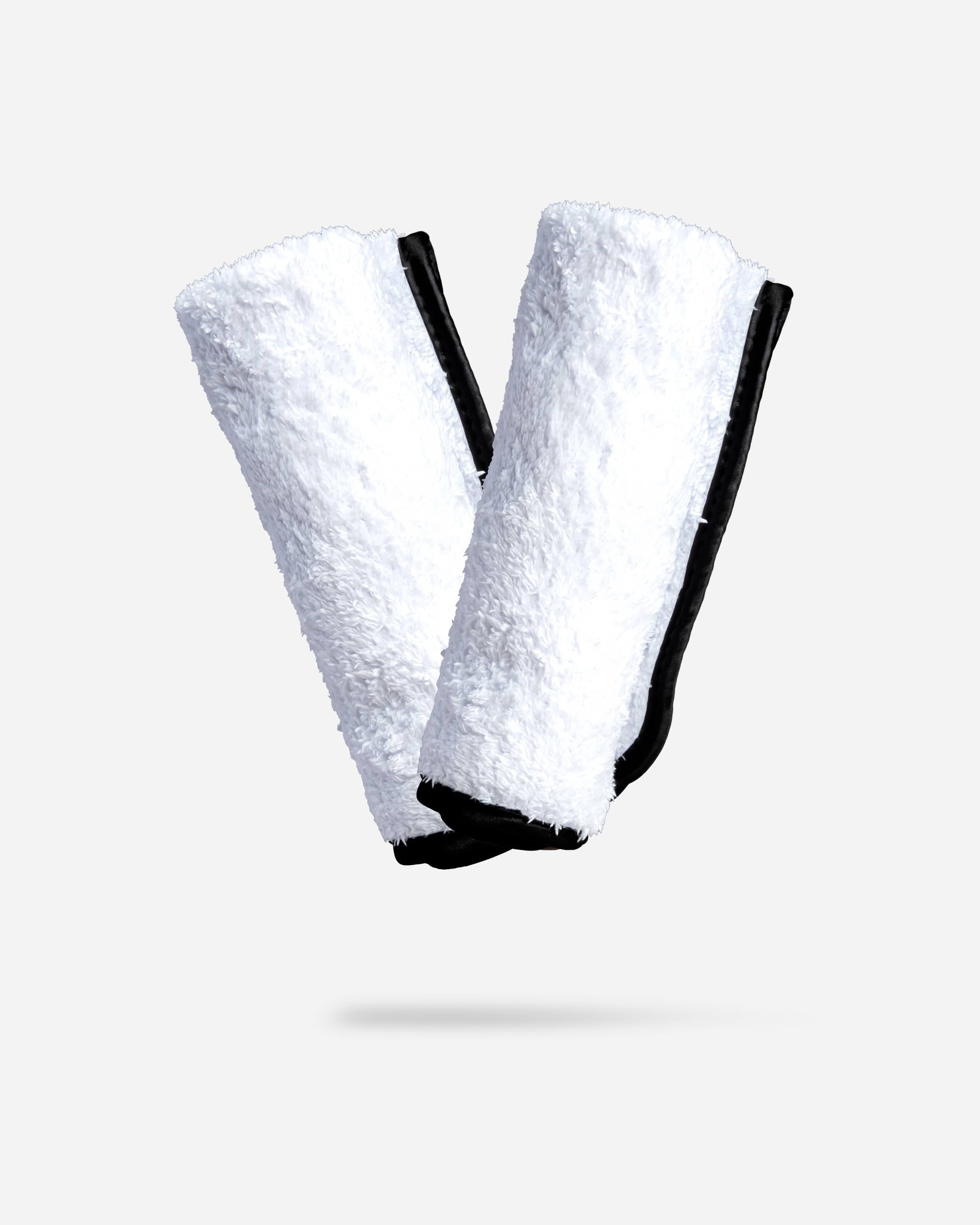 Microfiber Car Cloths in a two-pack, highlighting fluffy, absorbent fibers designed for swirl-free cleaning on all vehicle finishes.