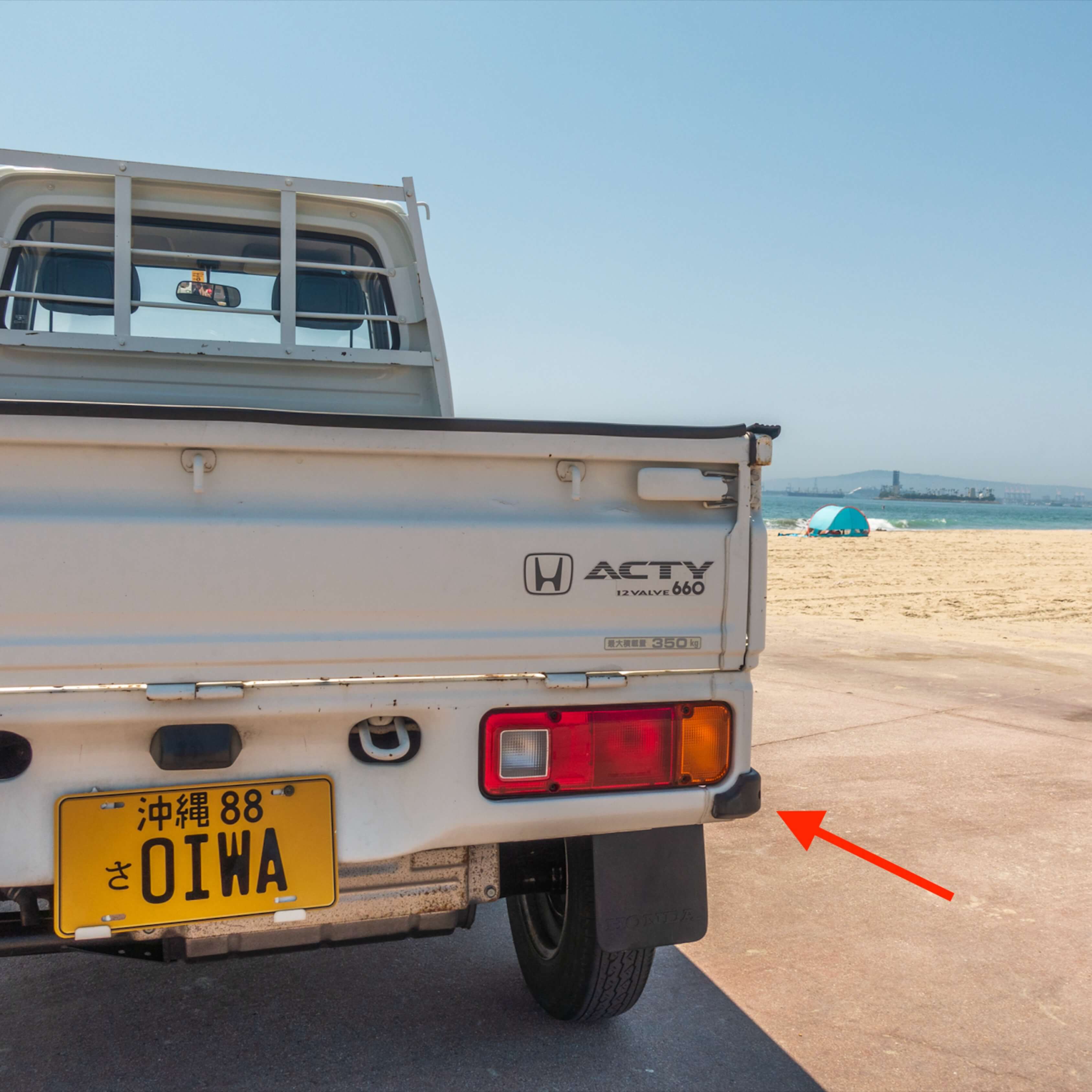 Close-up of Honda Acty Truck's rear bed with a clear view of the location for Rubber Gate Stopper installation.