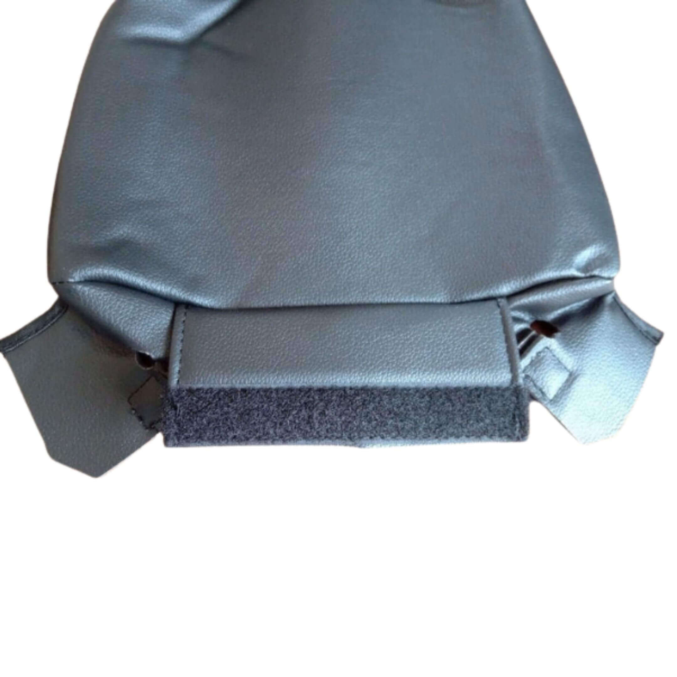Spiegel PVC Leather Seat Covers for Honda Acty HA3, HA4 (1990-1999) in black, featuring a durable and waterproof design.